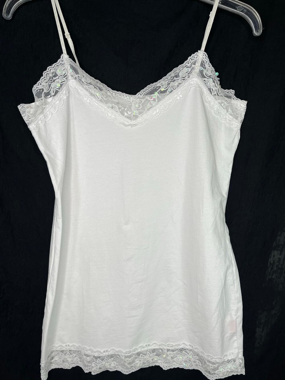 Rue21 sequin and lace trimmed tank, white, size XL, EUC